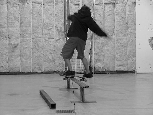 pic of a rail wih my new camera. how do u change the make the shutter speed faster on a finepix came