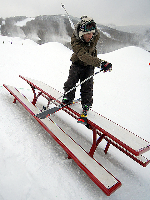 Picnic table at stowe