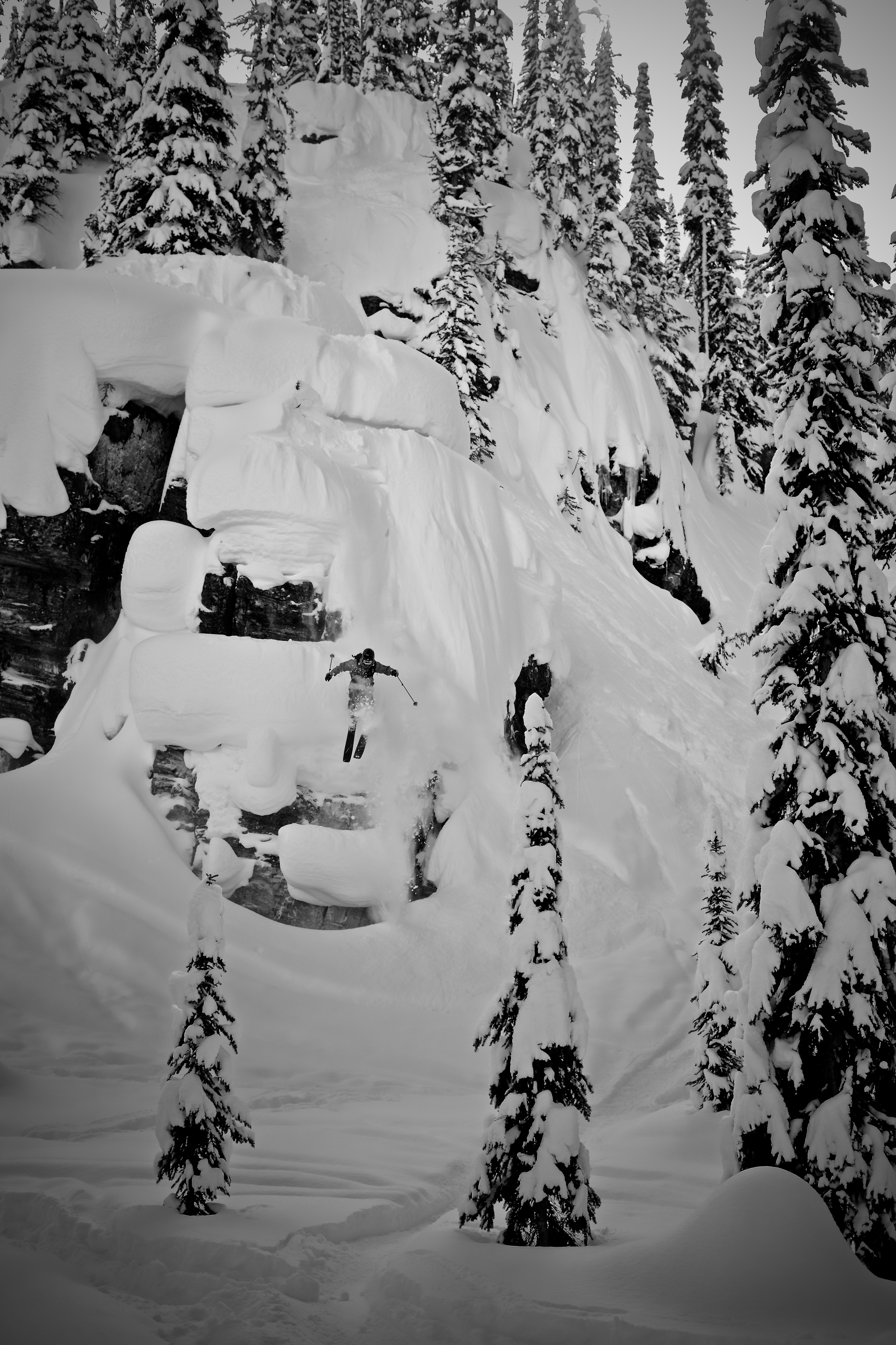 Pillow hunting Revy, BC