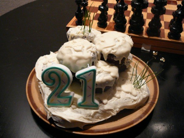 Pillow line bday cake