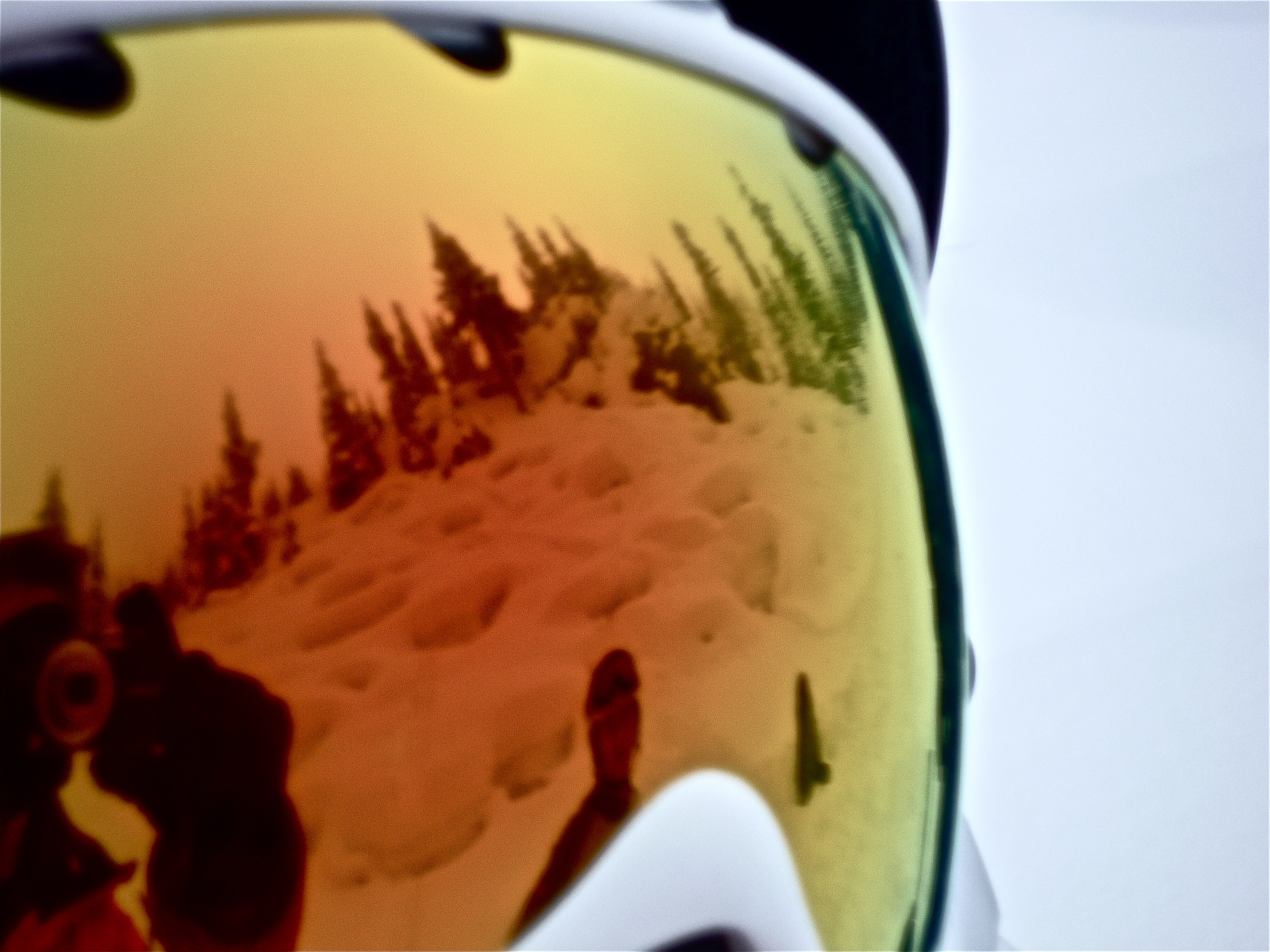 Pillow Lines in Reflection