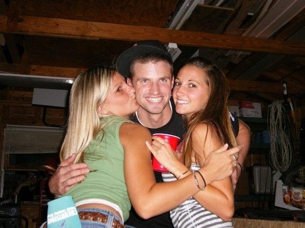 Pimpin aint easy but its under controllll haha