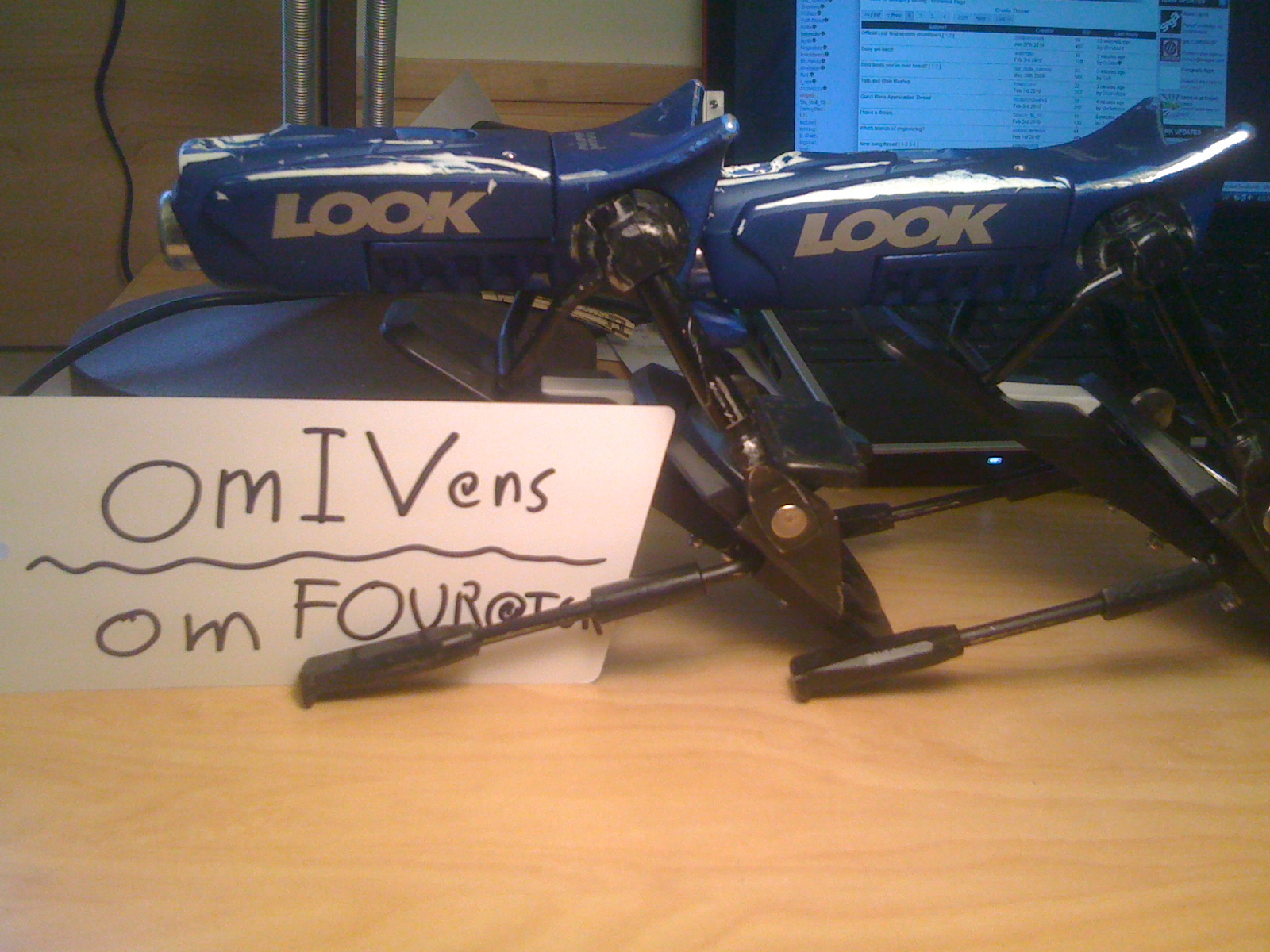 Pivot18/FKS185 - 3 of 8