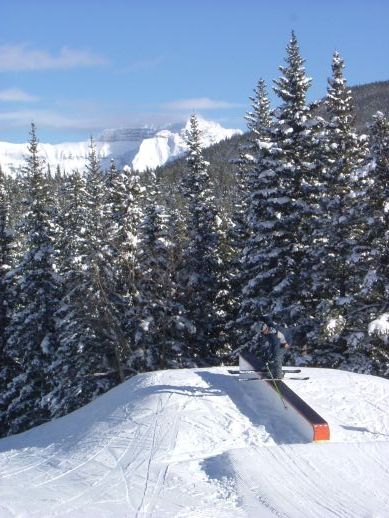 pretty standard up-box but gnarly setting