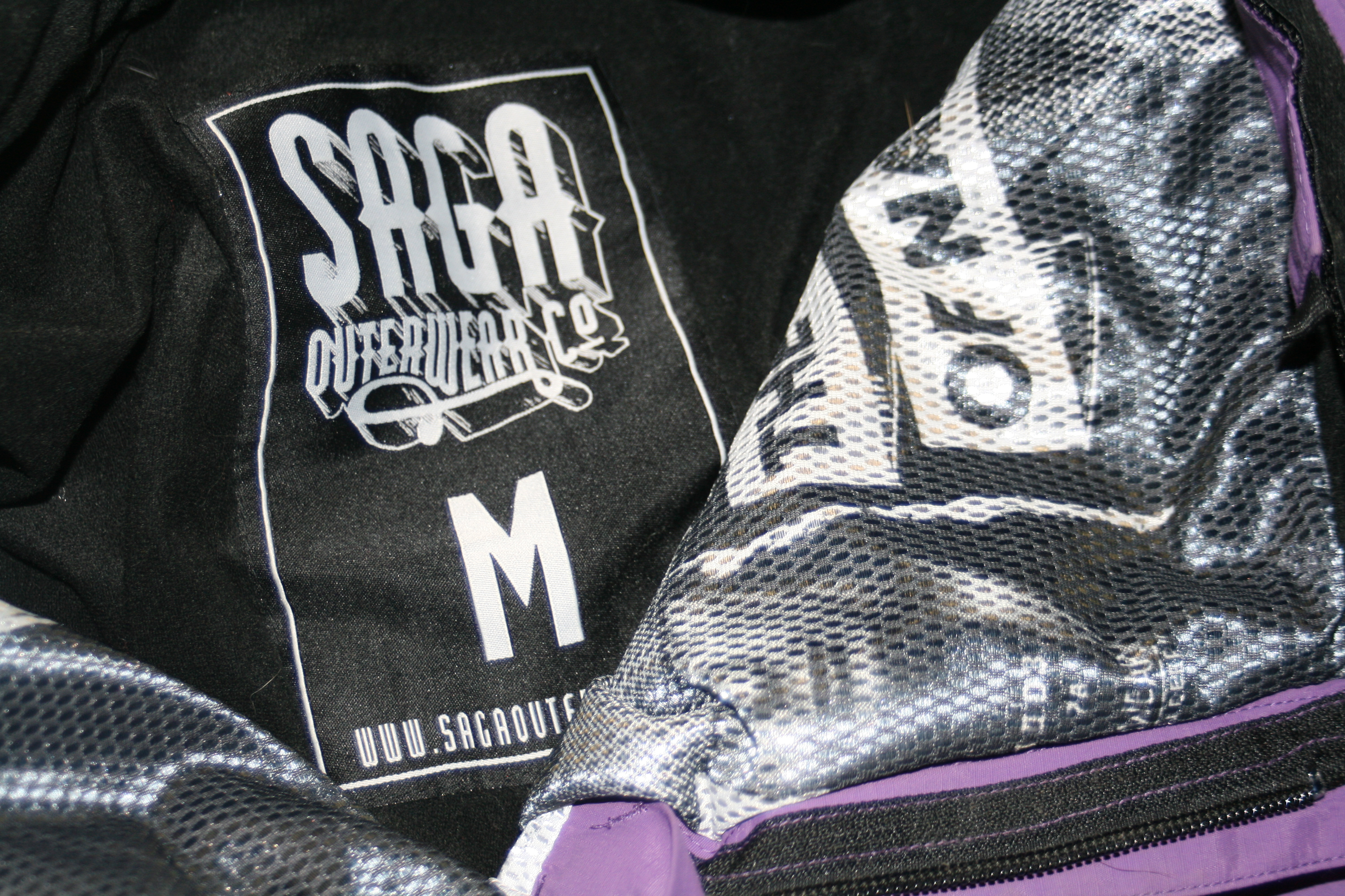 proof of size on SAGA pants