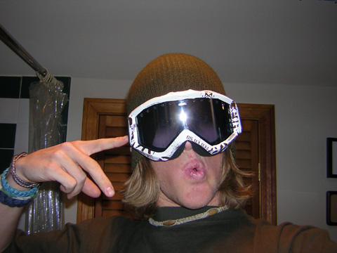 puzzle me these..new anons whaaa?