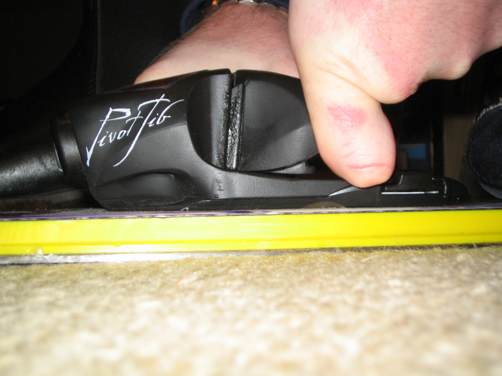 PX12 toe horizontal release