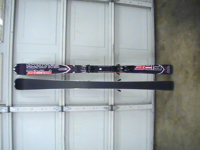 Race skis