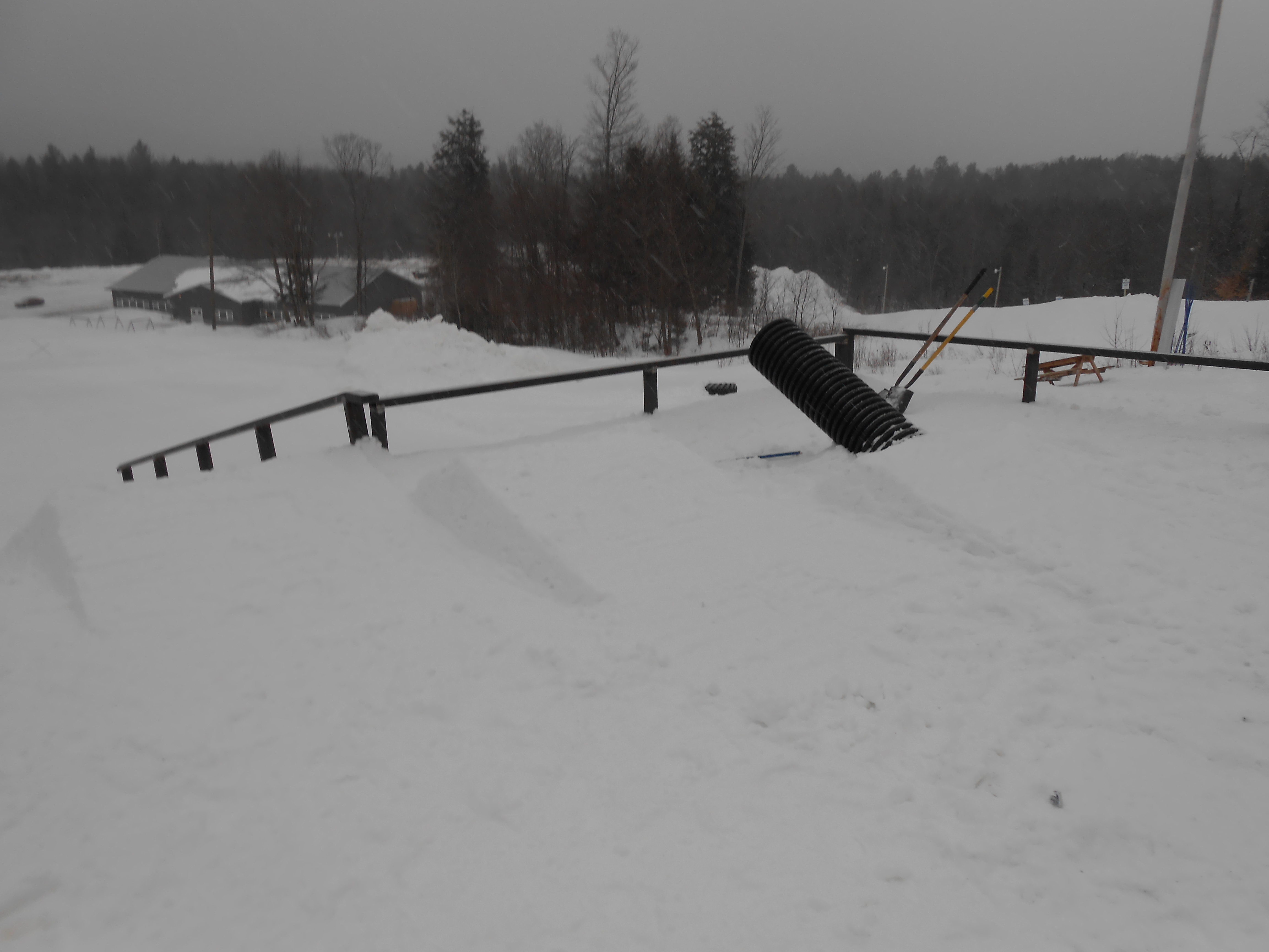 Rail jam setup in progress