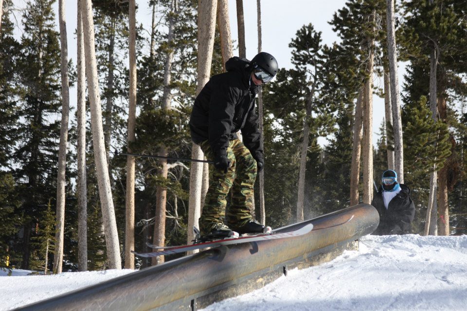 Rail-ski-feature