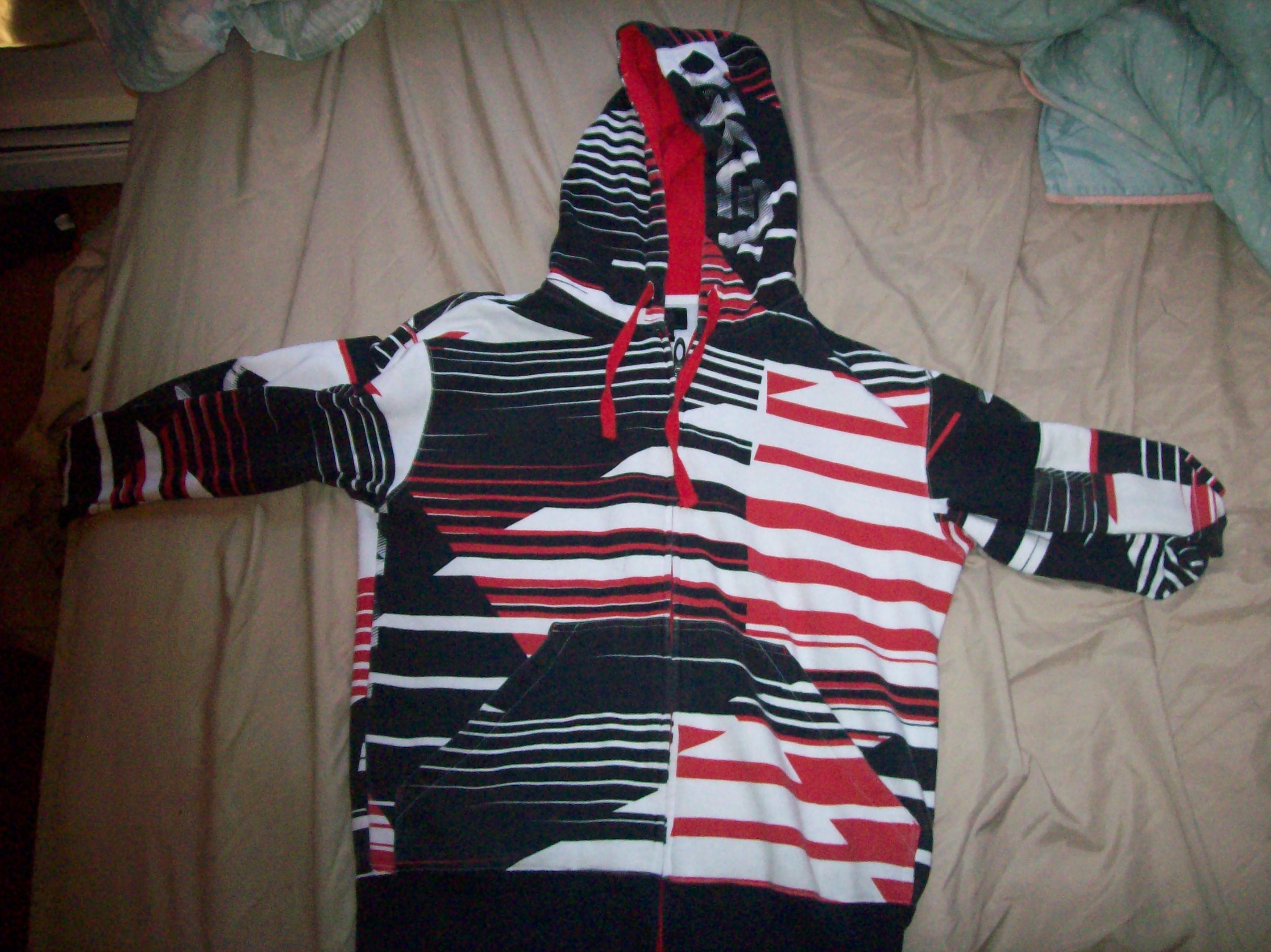 Red and black oakley sweatshirt small