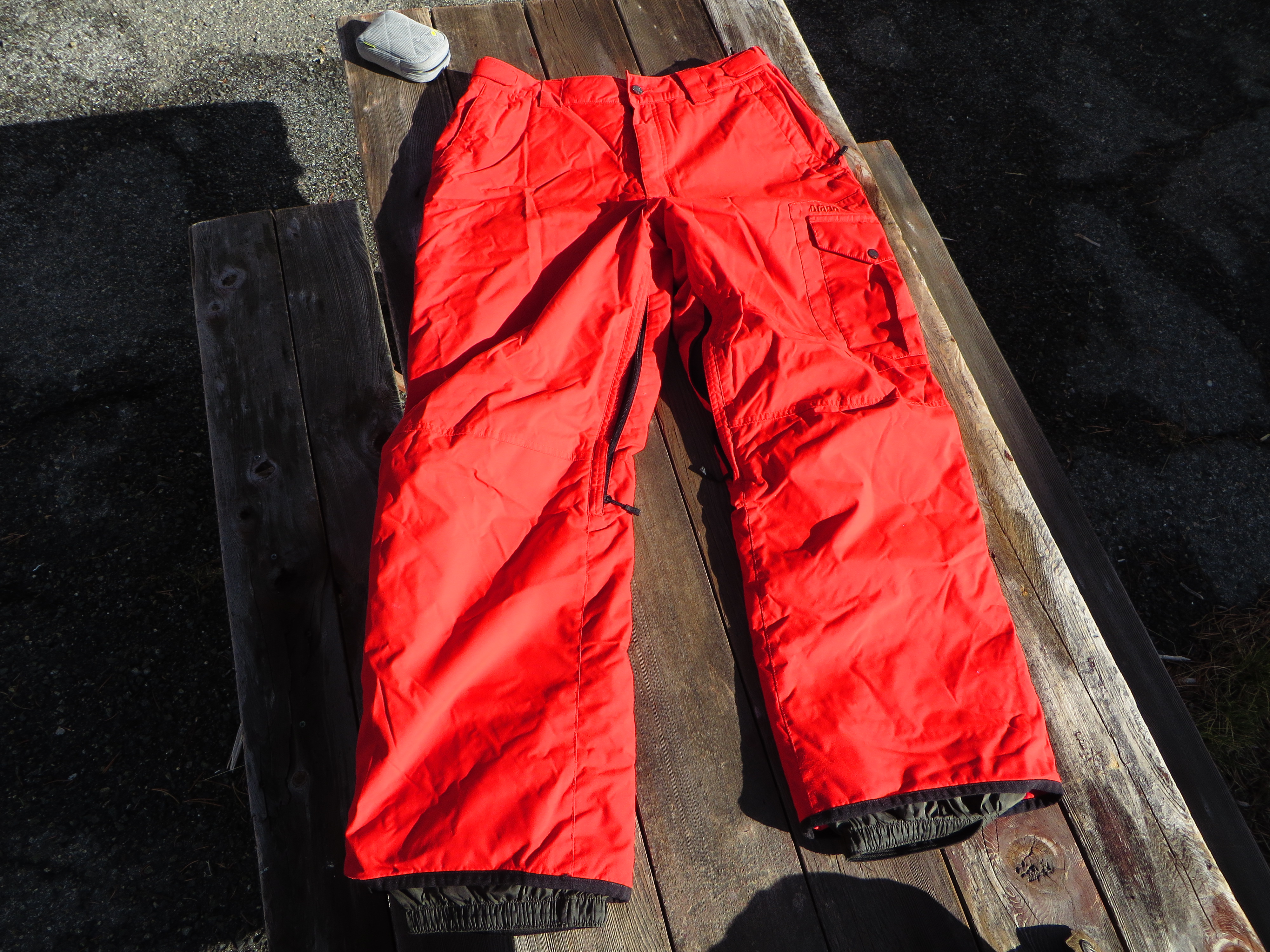 red orage pant