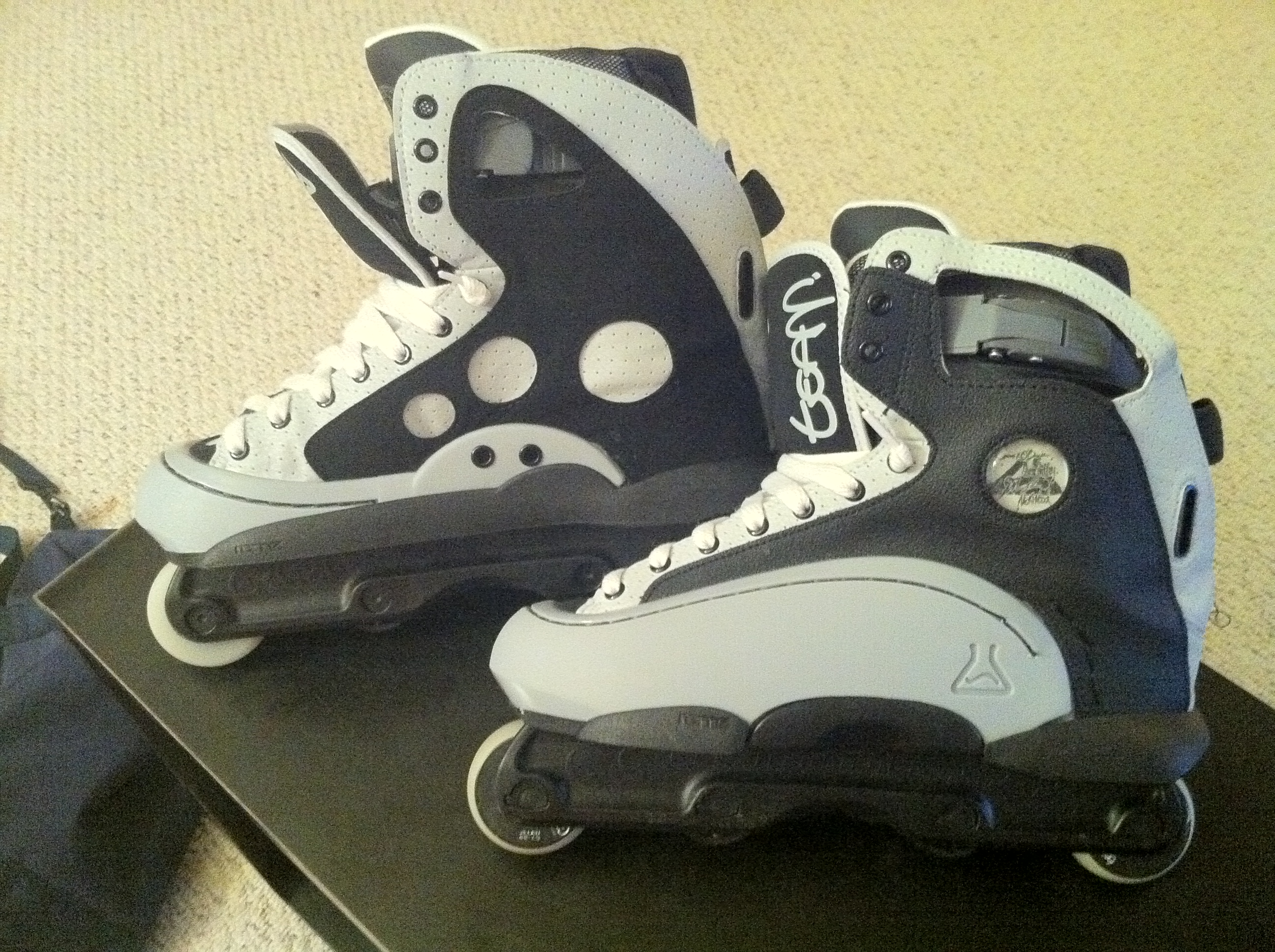 Remz 08 three skates size 8