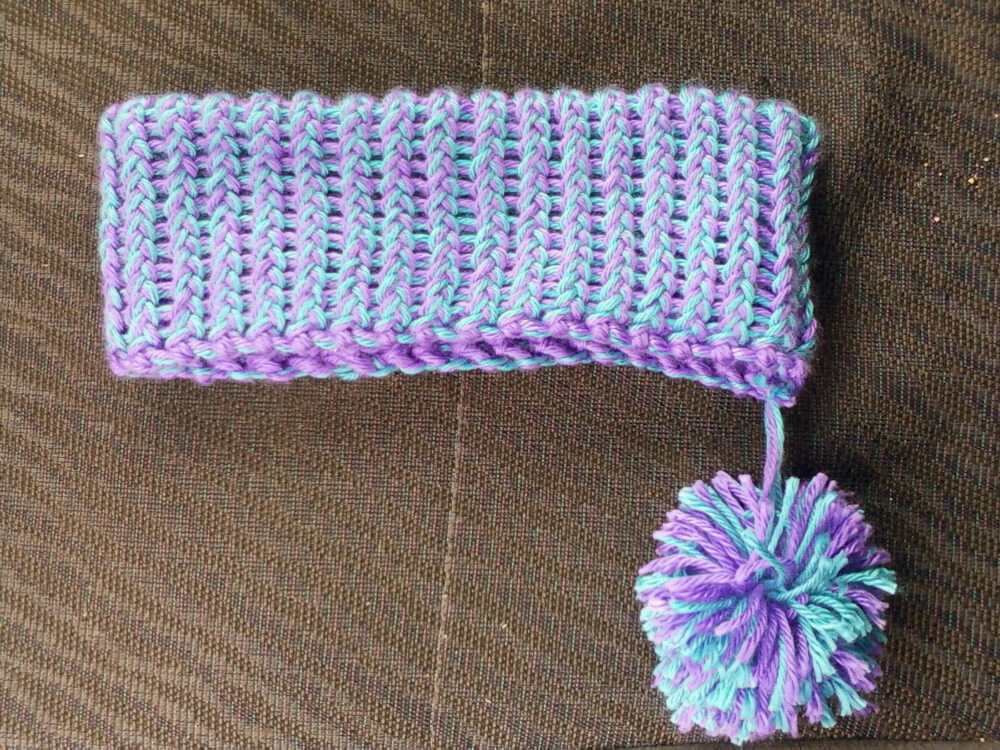 Reversible Pom Headband.. side 1