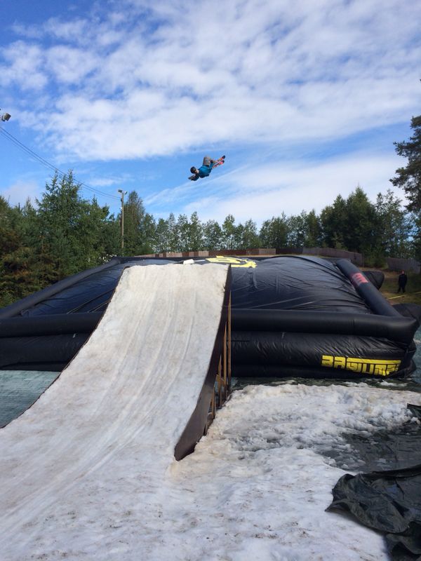 Right Cork 9 Stalefish