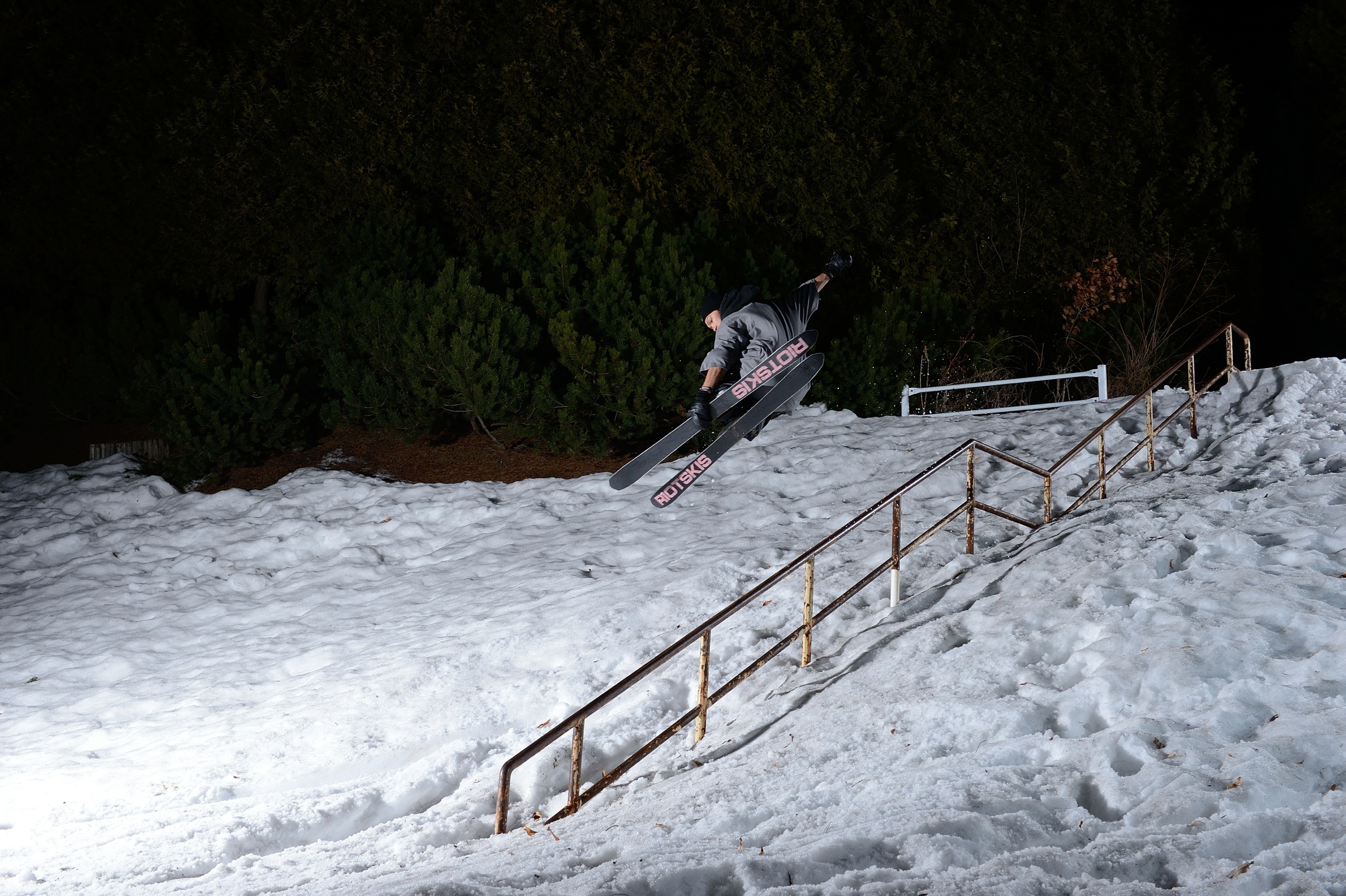 RIOTSKIS new web site open!!