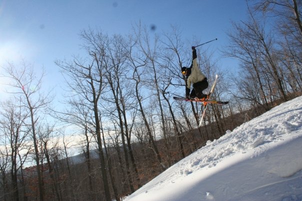 Ripped my ski off i tweaked it so bad.