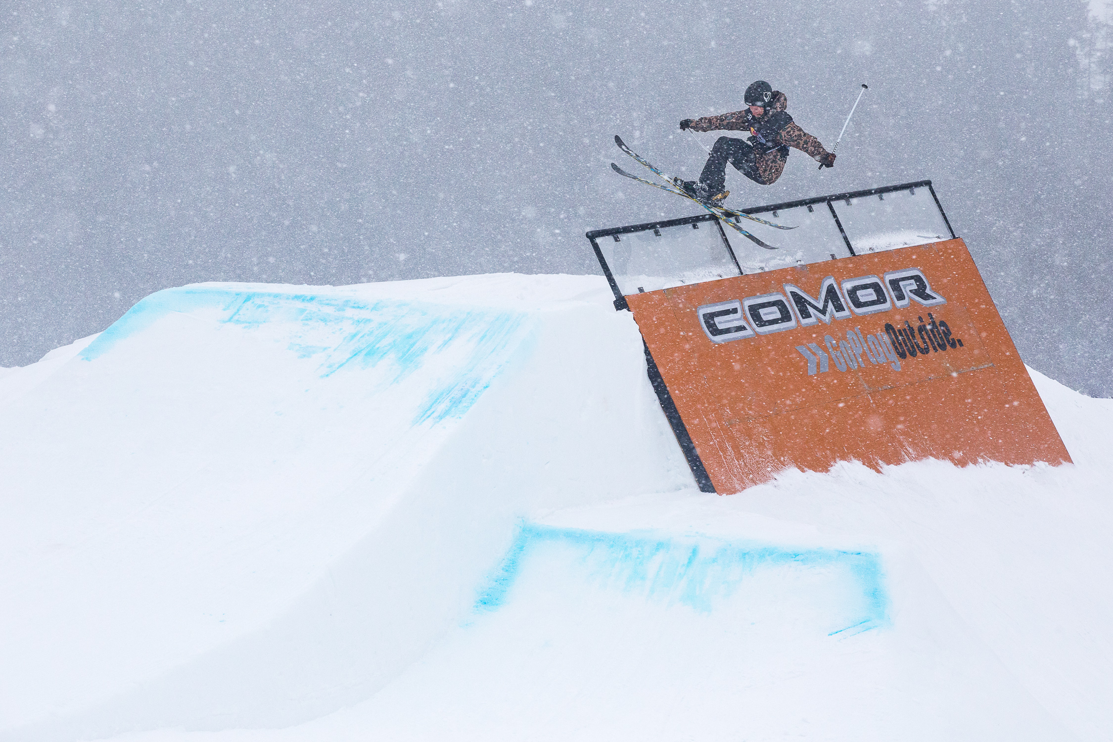 Rob Heule does Ski Jib Kings