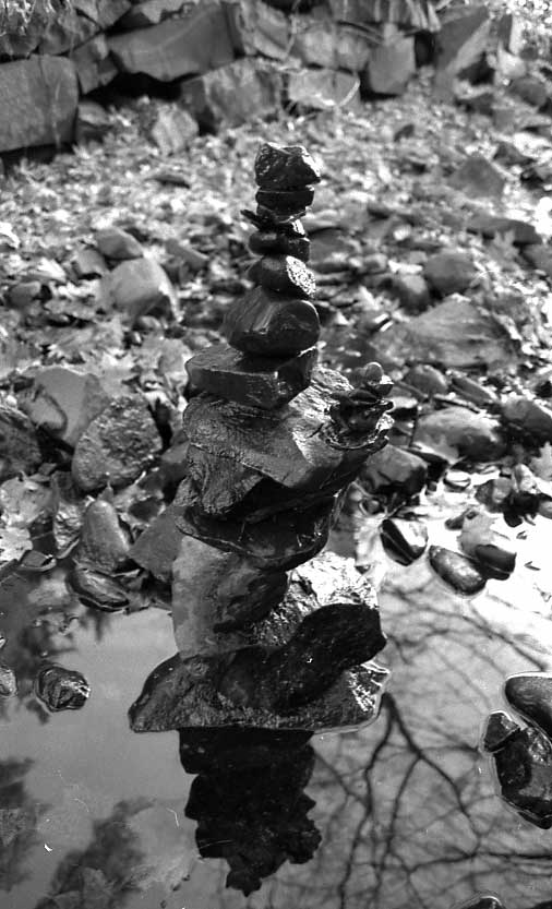 rocks i piled