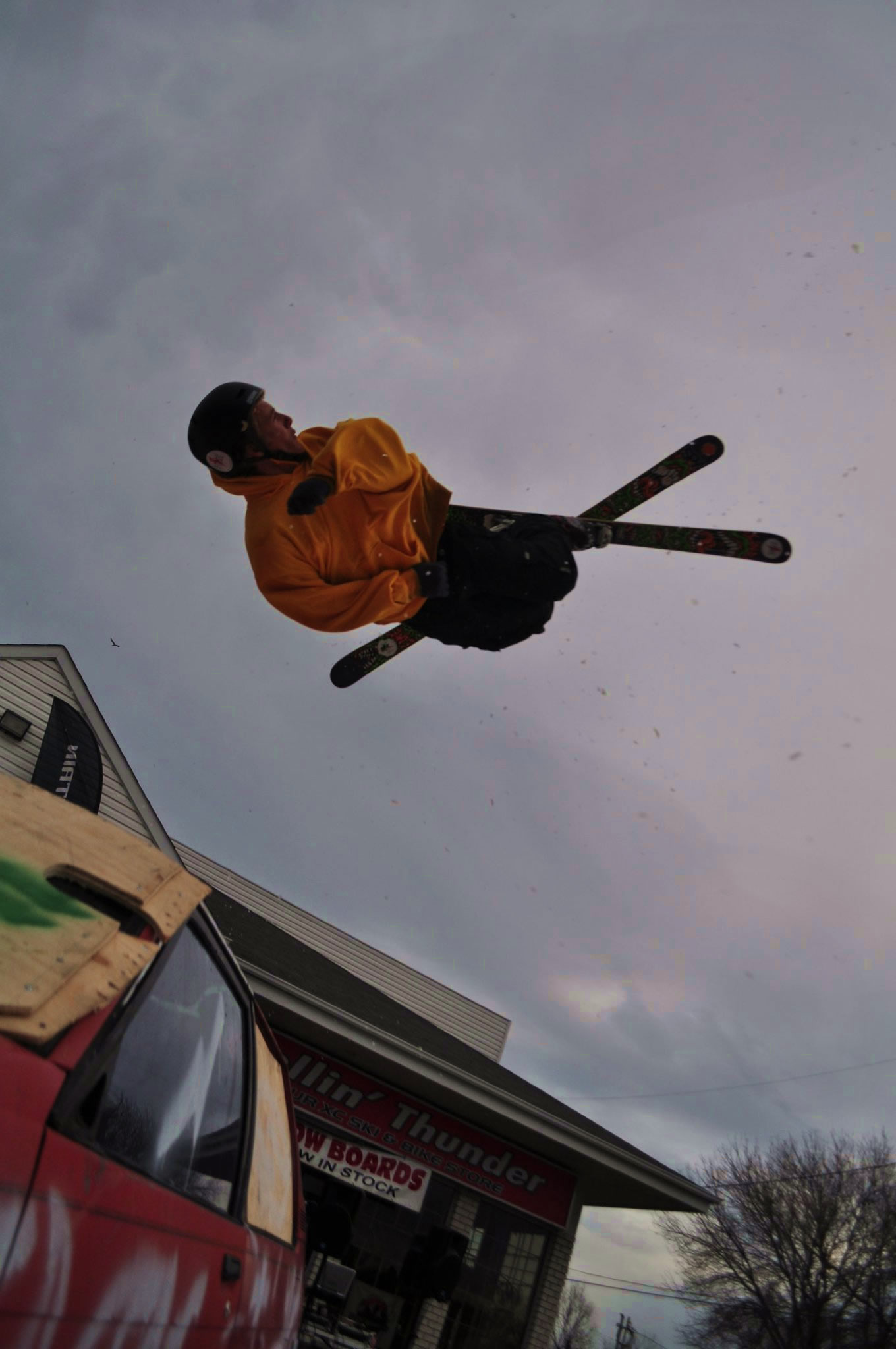 Rollin' Thunder Rail Jam