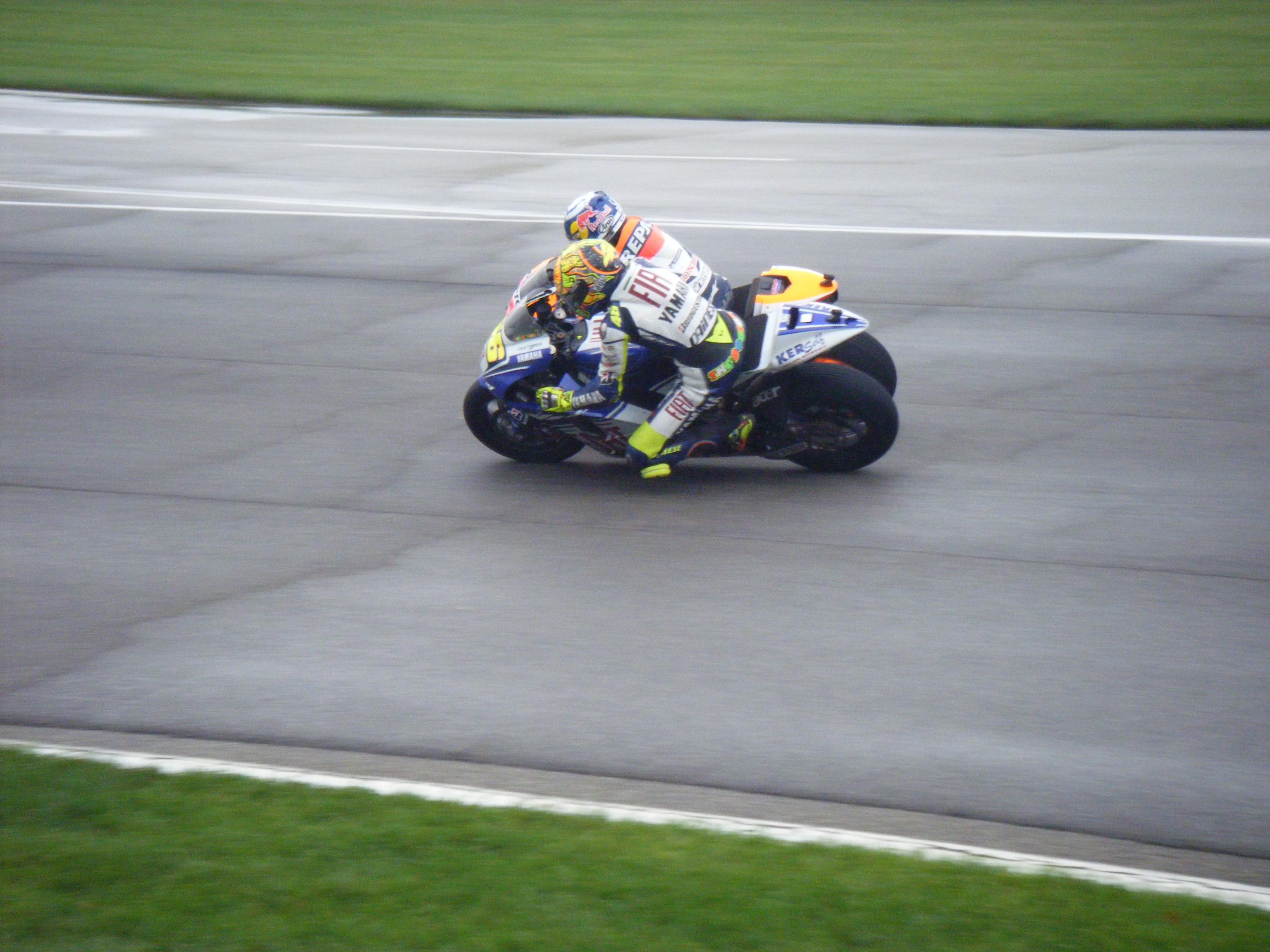 Rossi passing Hayden