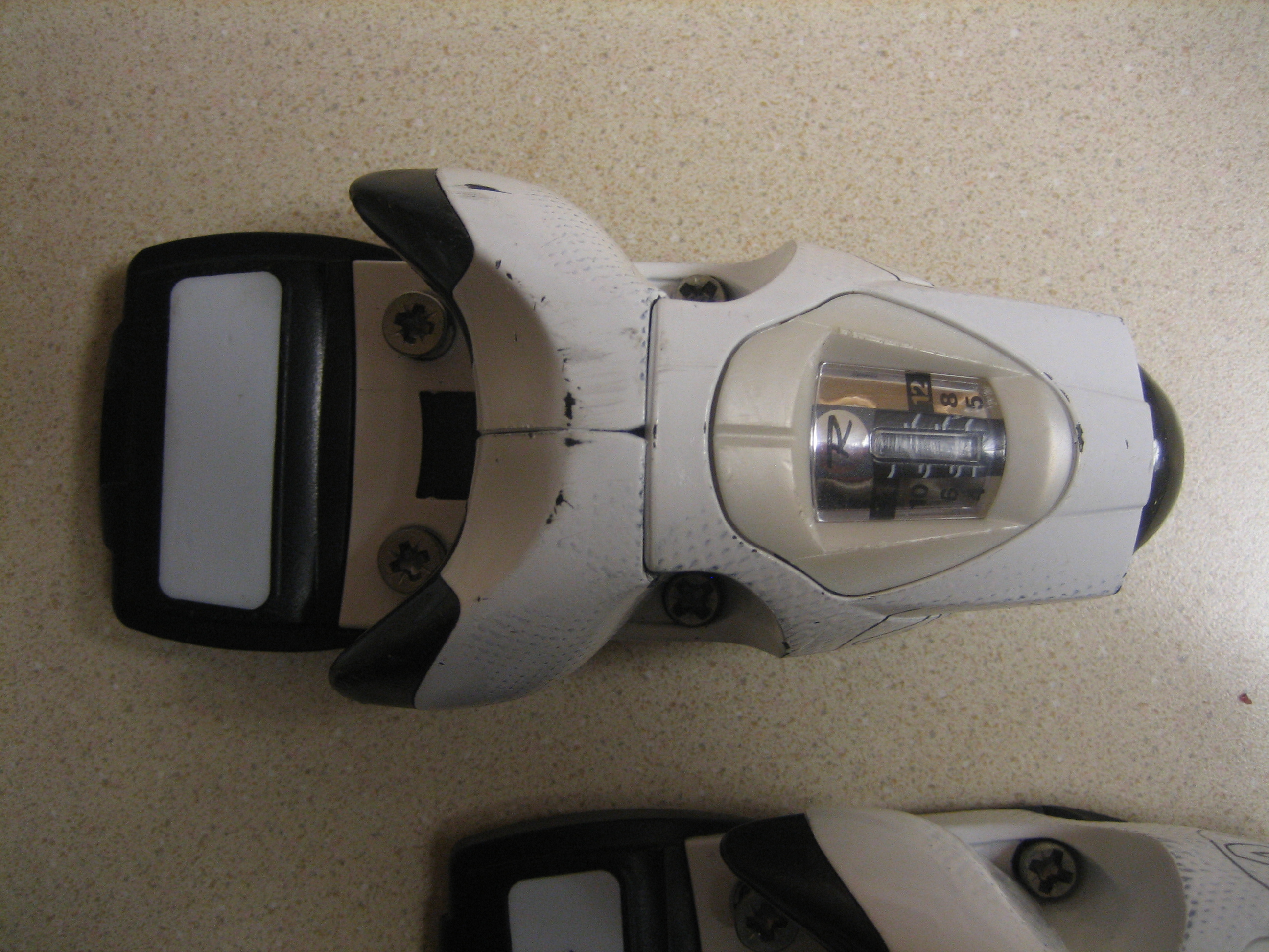 Rossignol 140 ti (toe)