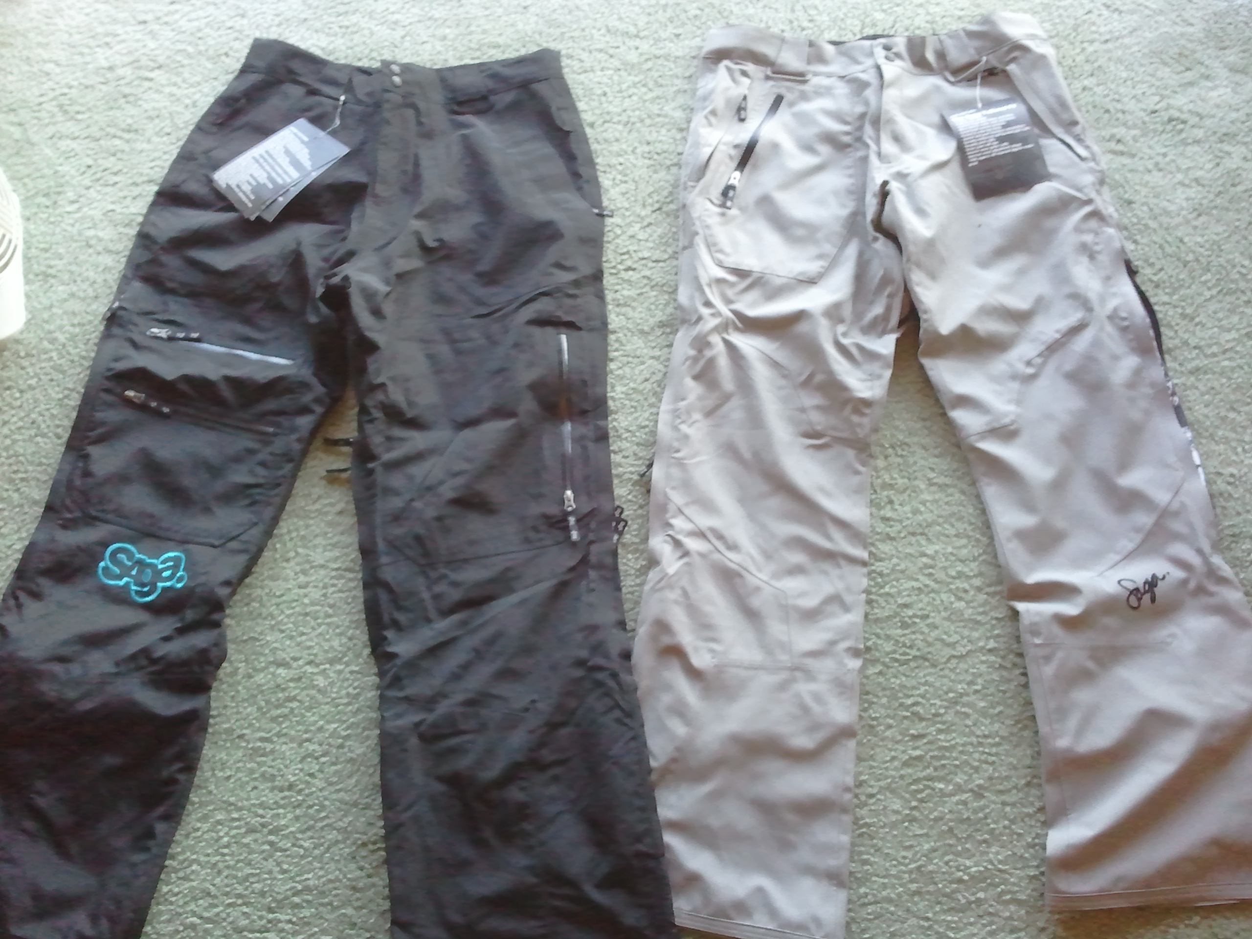 Saga pants 2