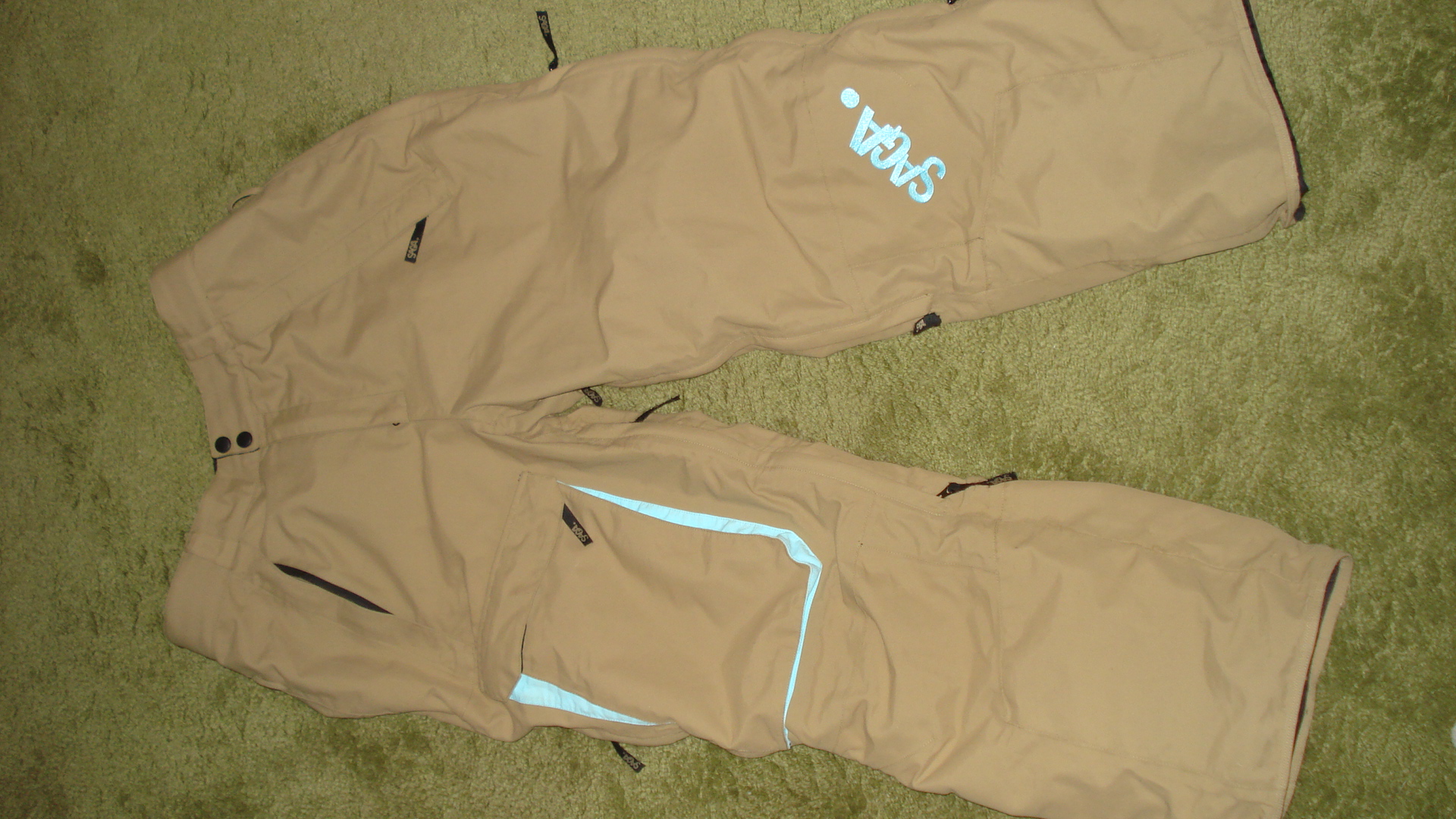 Saga pants.
