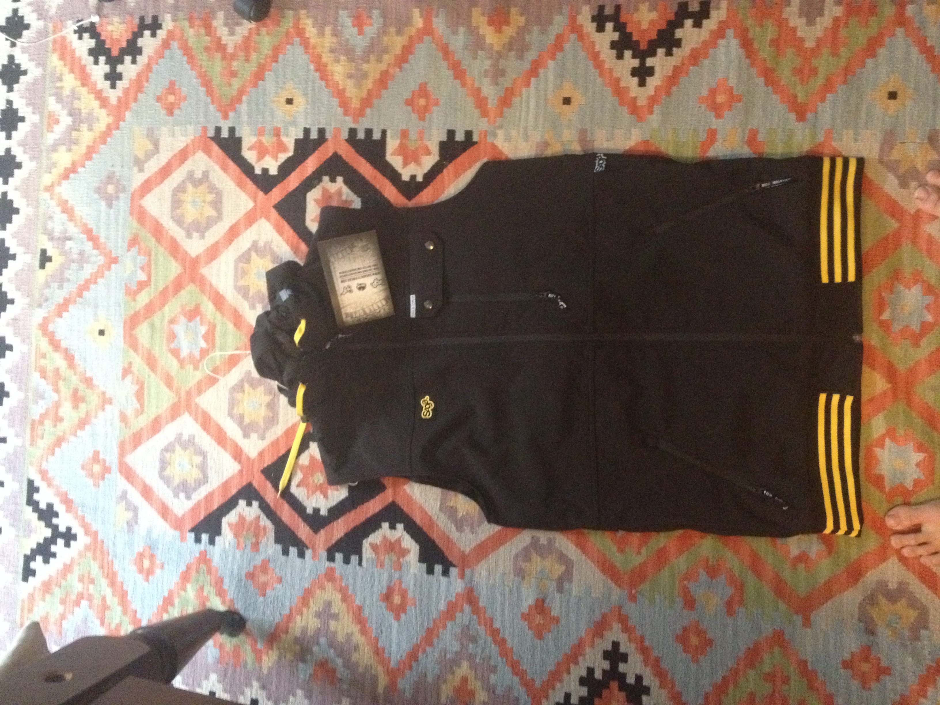 saga vest size xl