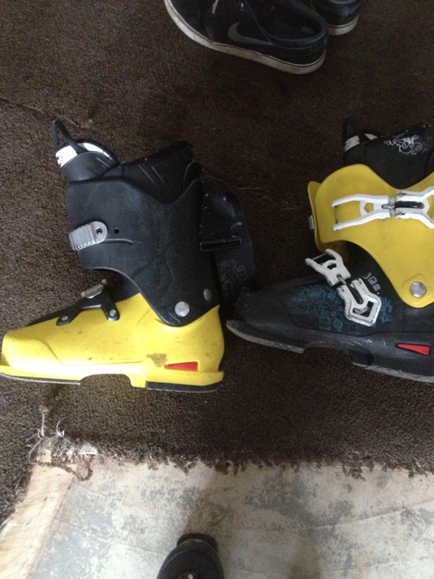 Salomon Boots for sale