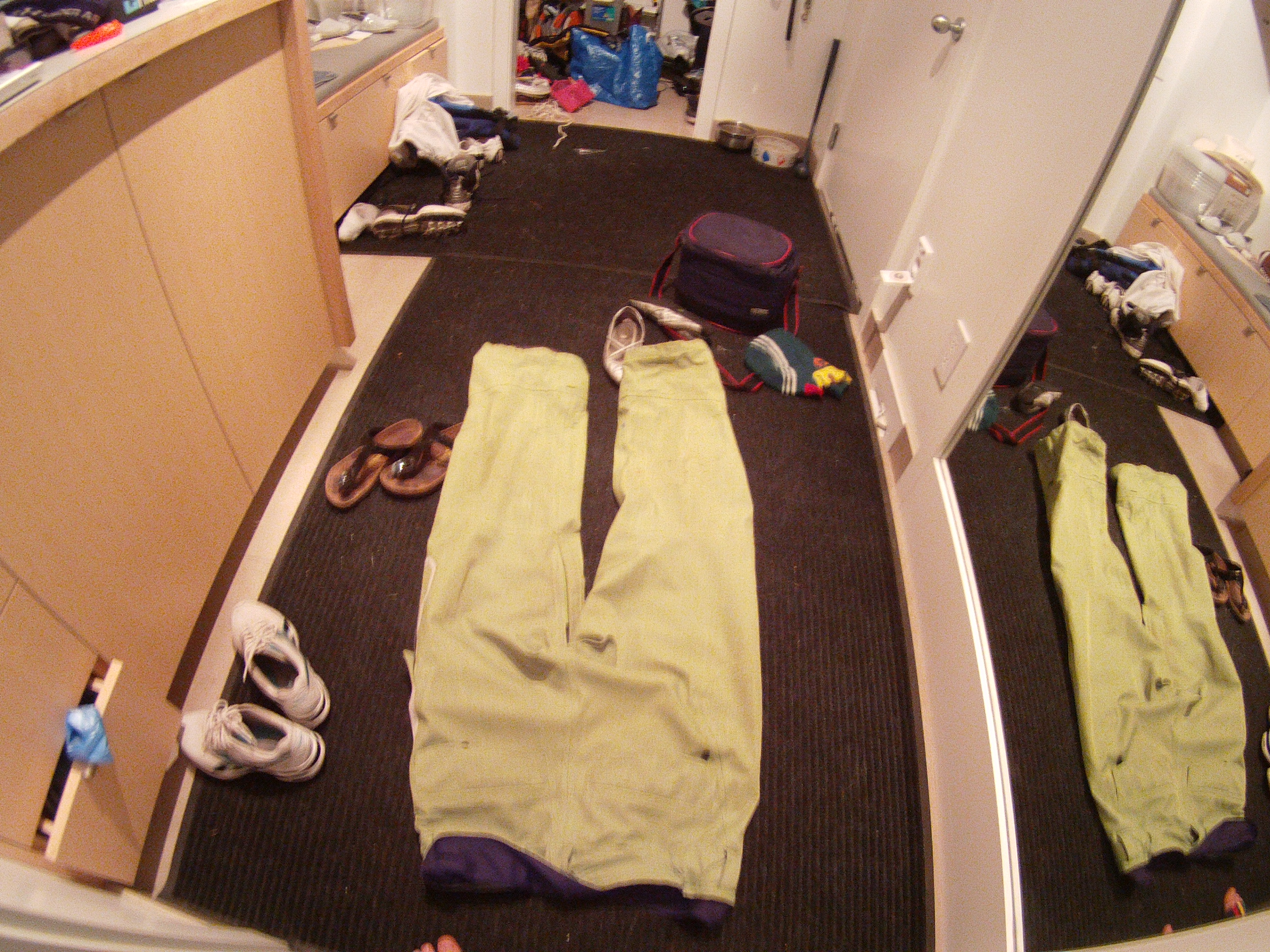 Salomon sideways pant back