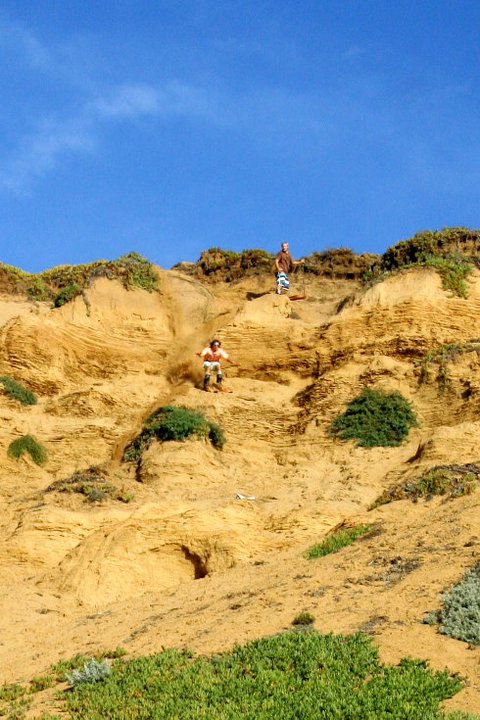 Sand Skiing - Destroying his line