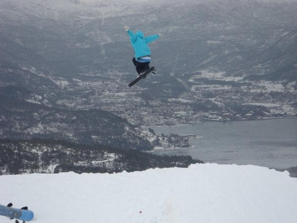 Screamen seamen on blades