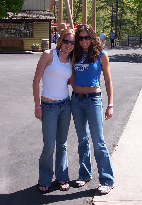 See, snowboarders and skiers can get along!