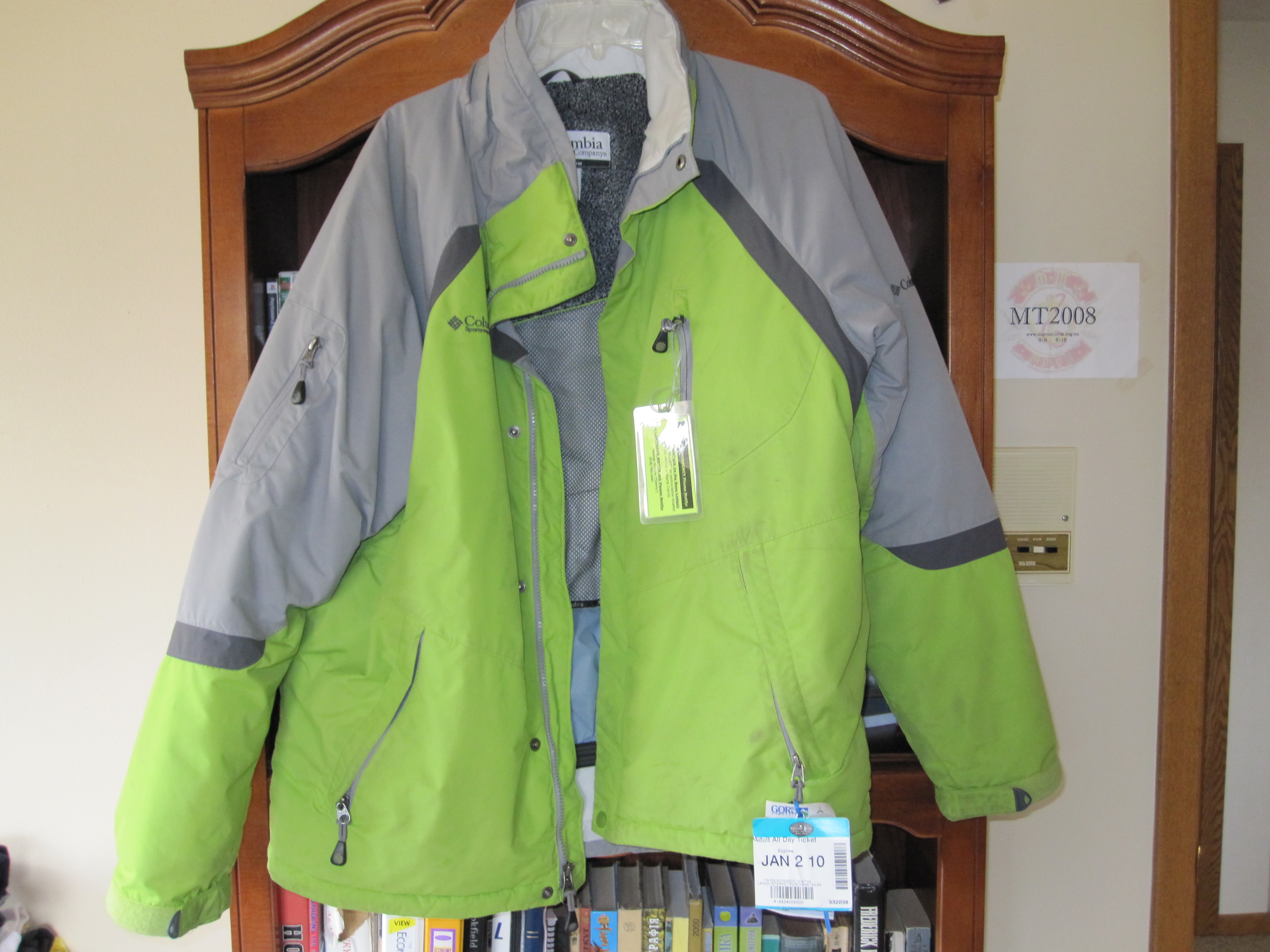 Selling columbia jacket