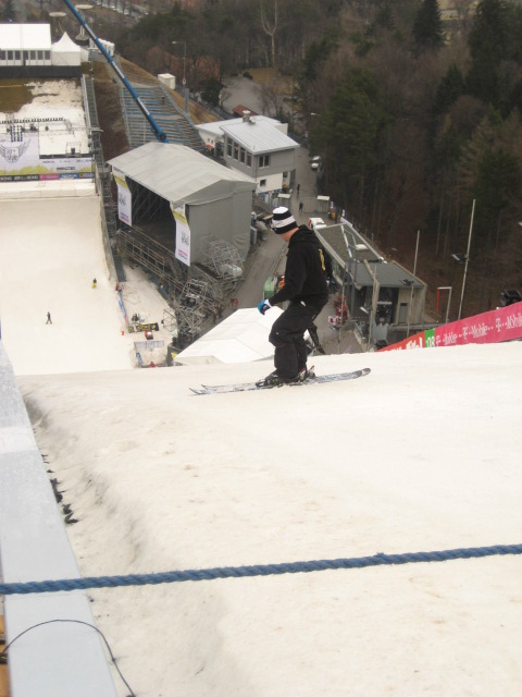 Shaping the inrun at air & style inbk