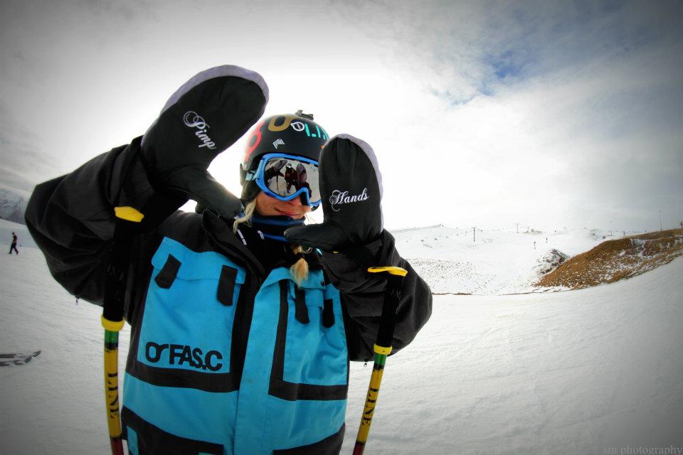 Sick gloves! Pimp Hands