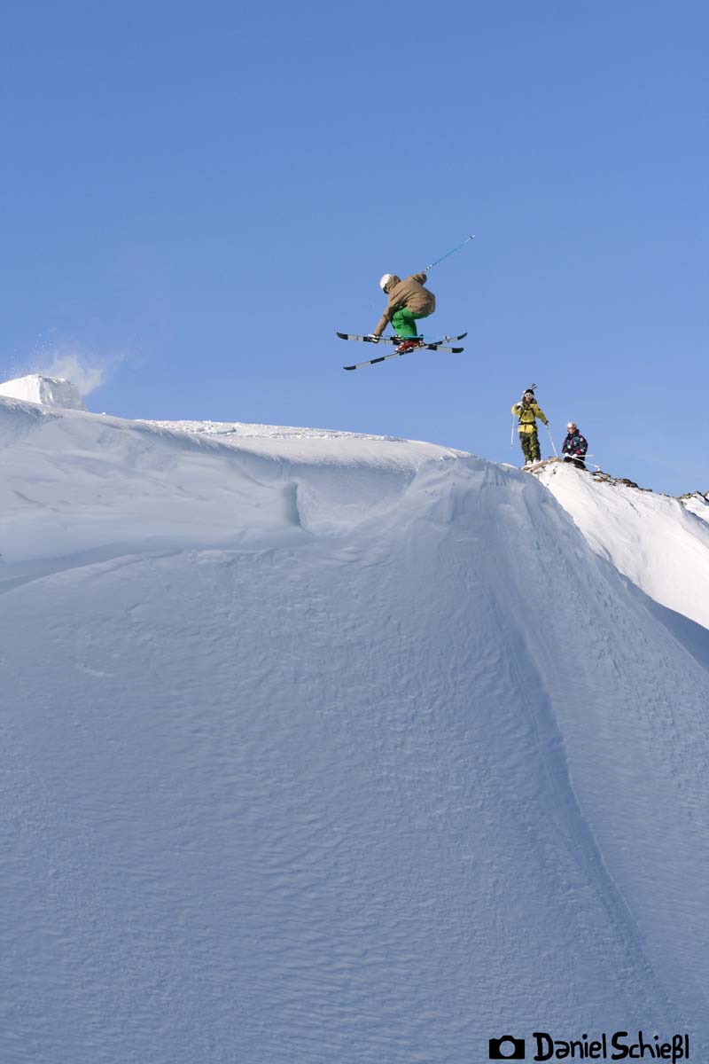 Simon Abt cornice drop