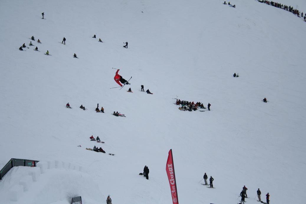 Simon in cork5 in Candide on fat kicker,40m flat