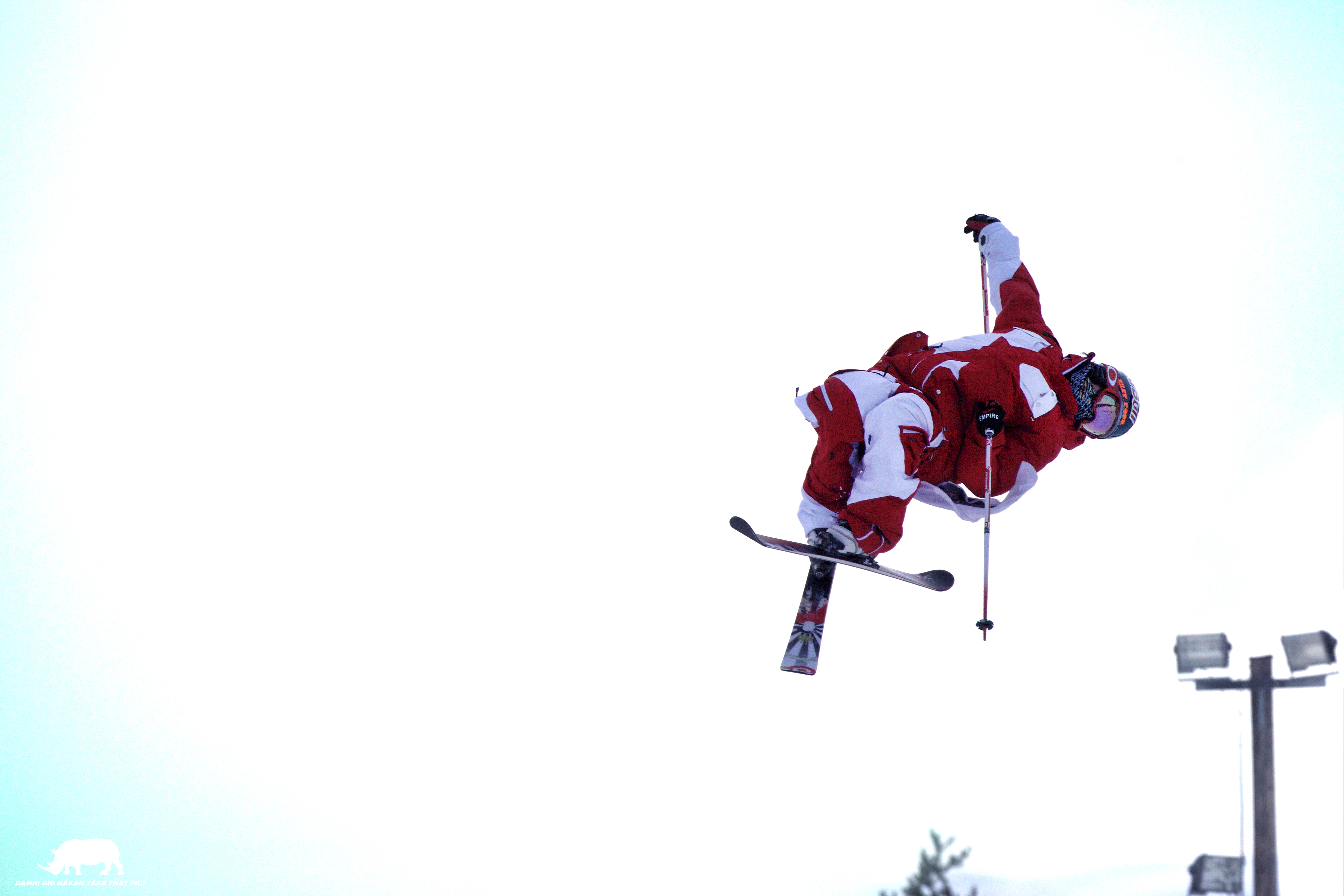 Simon sends it at JOSS 2009