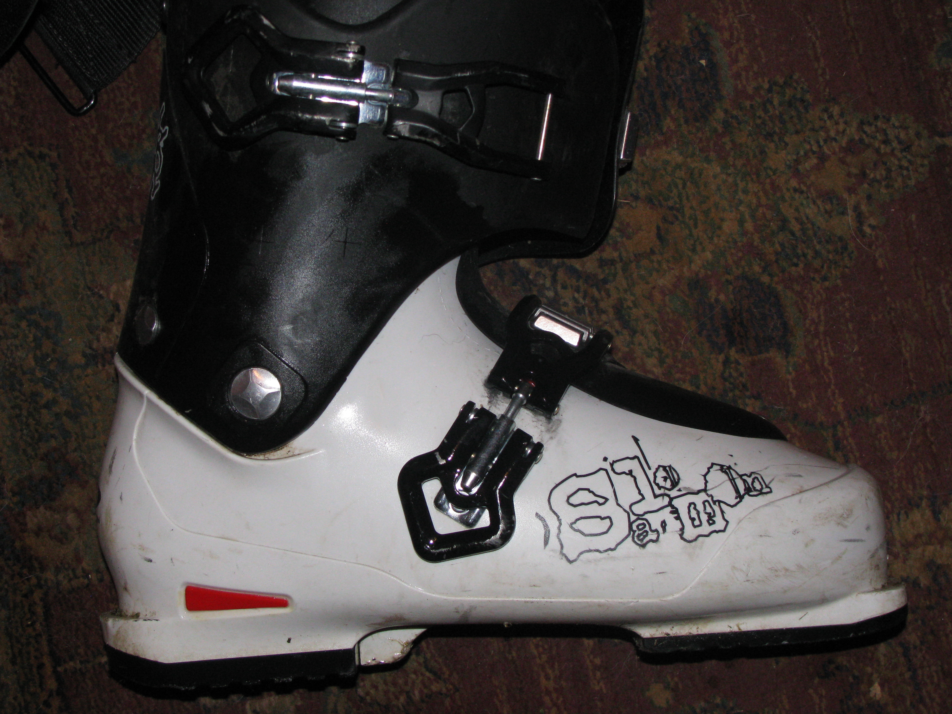 Single shot boot 1 with flash