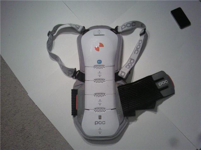 Size M. fits 5'8.5"-6'