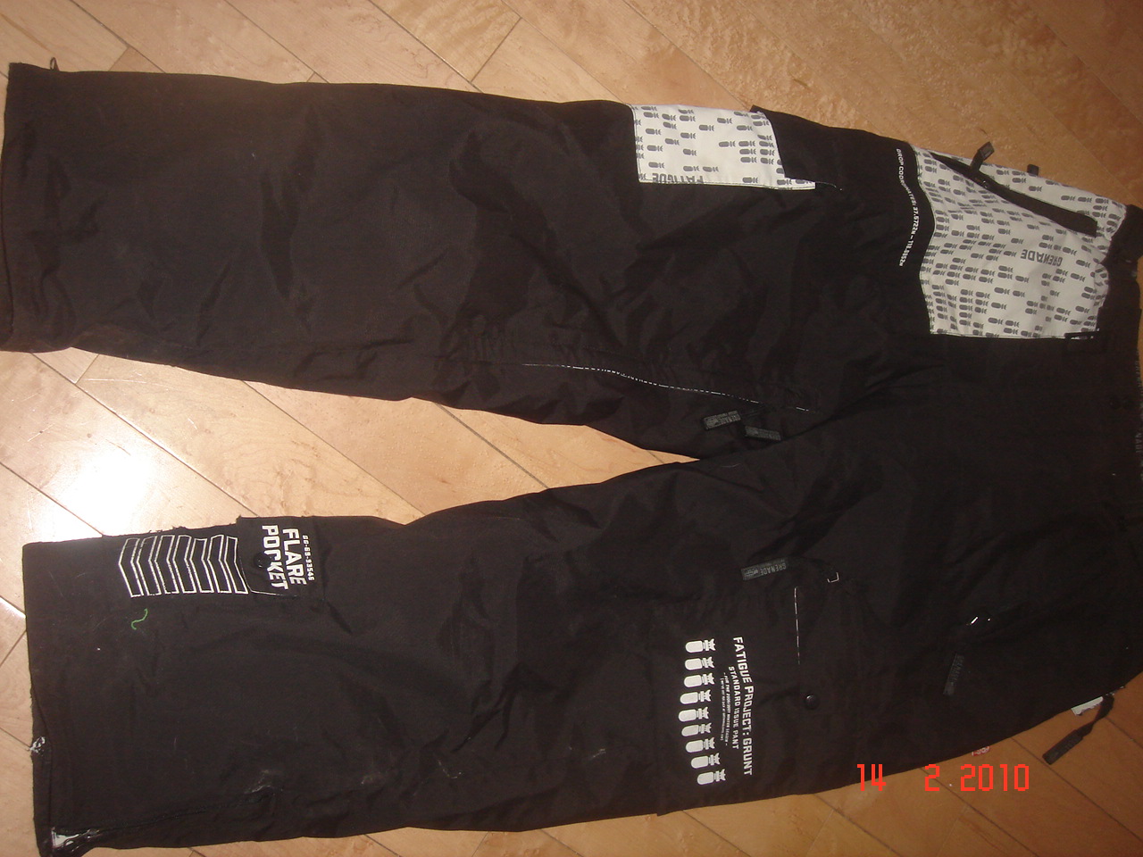 SIZE XL GRENADE PANTS
