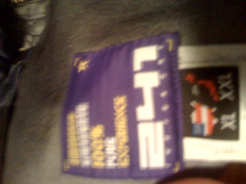 Size xl (i wear a 33 waist and the powder skirt holds them up)