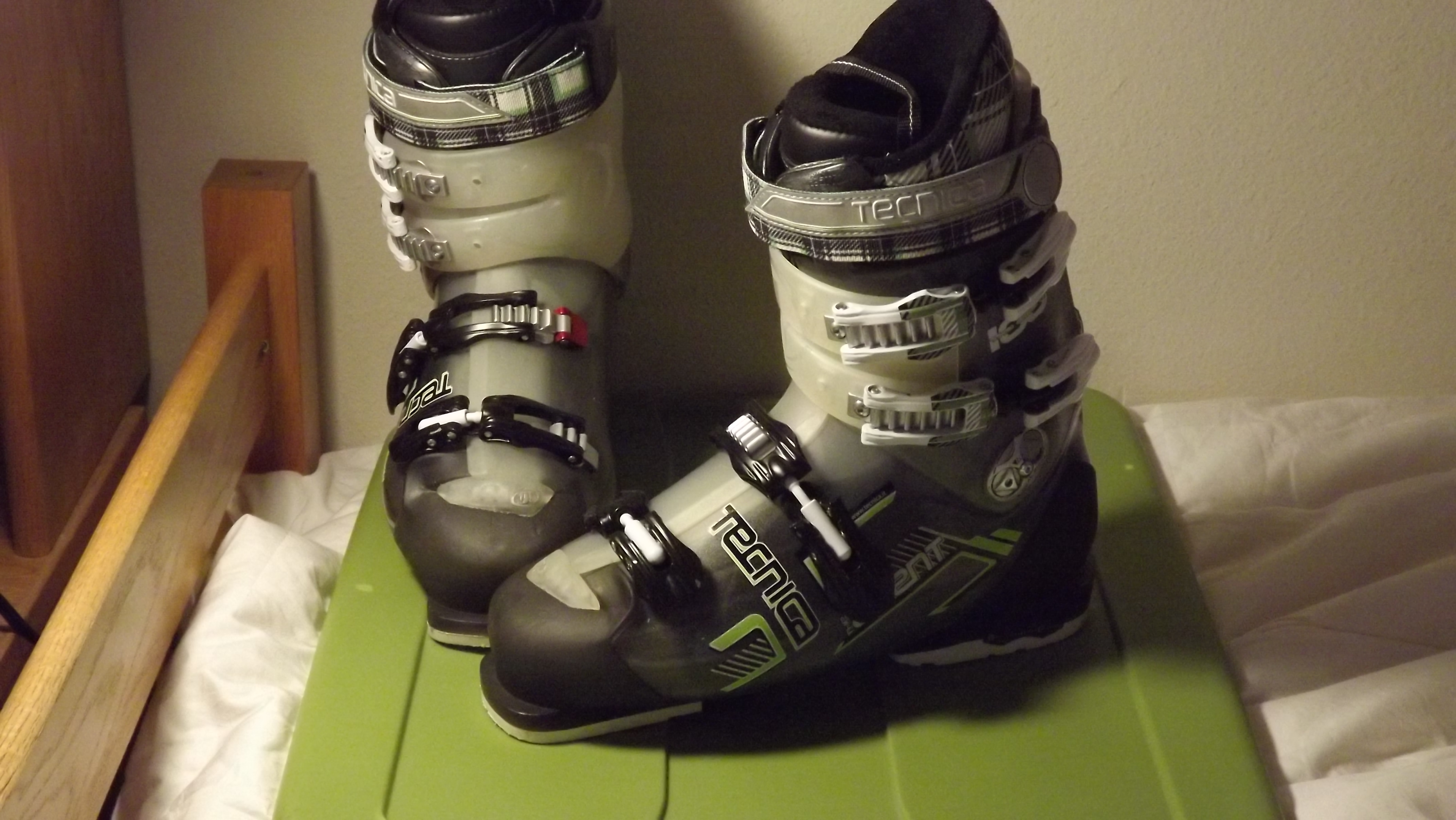 ski boots 2