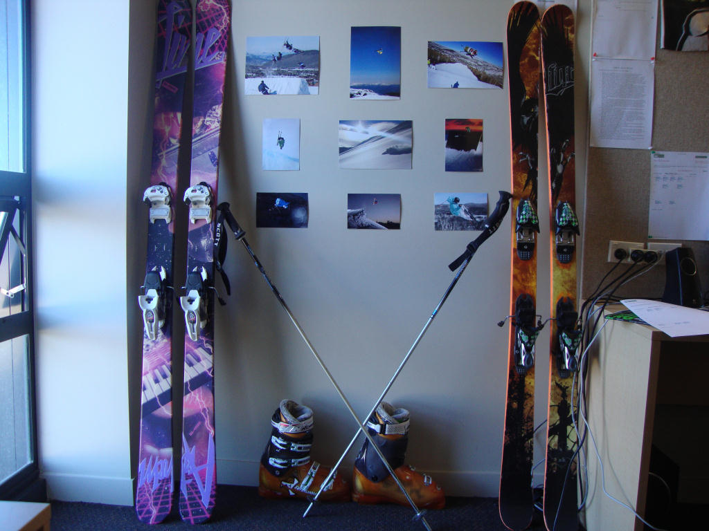 Ski shrine