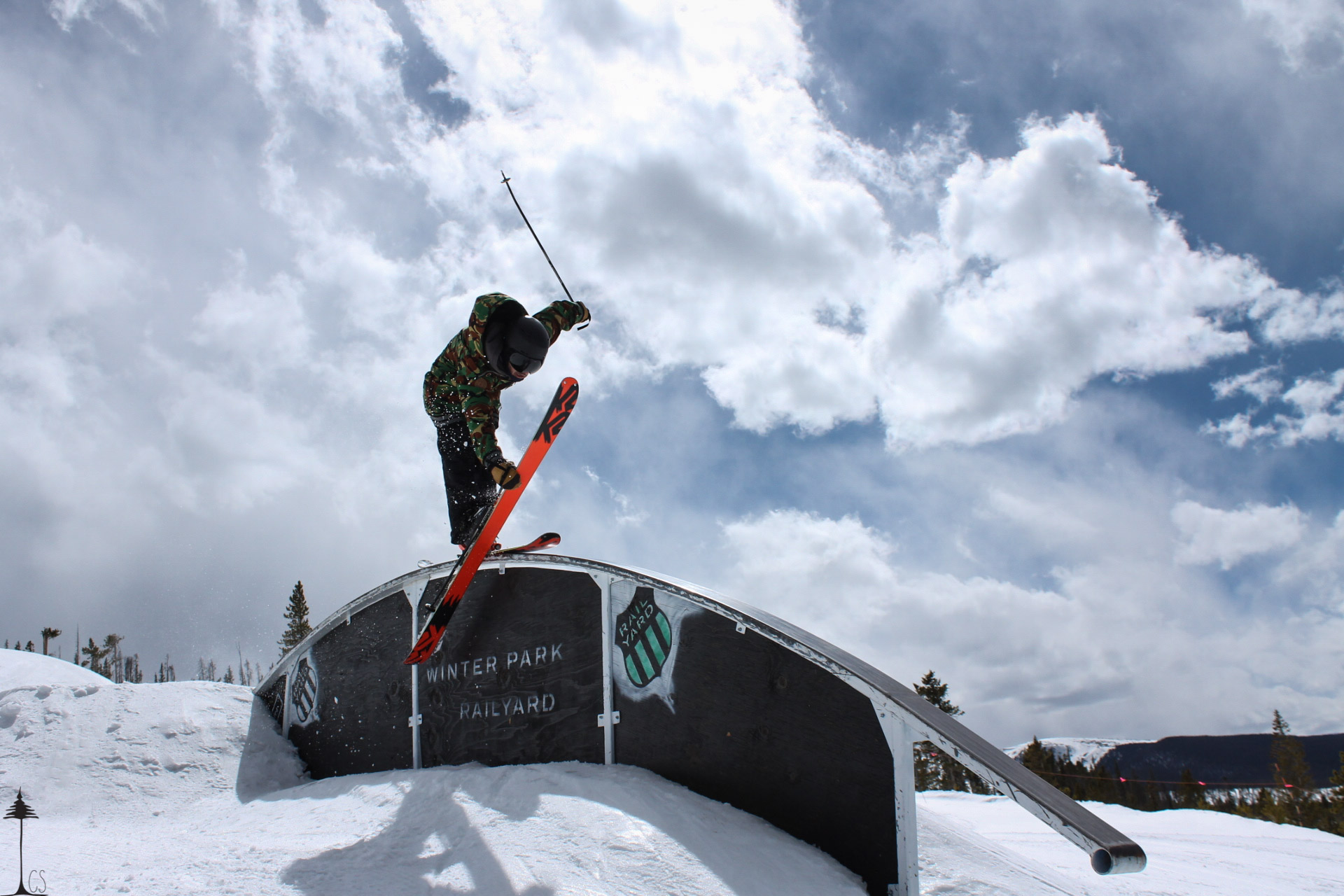 Ski Slide Nose Blunt