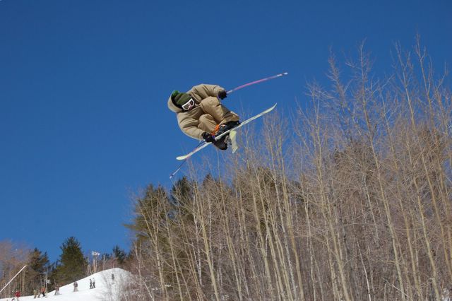 skier2@D-JAM