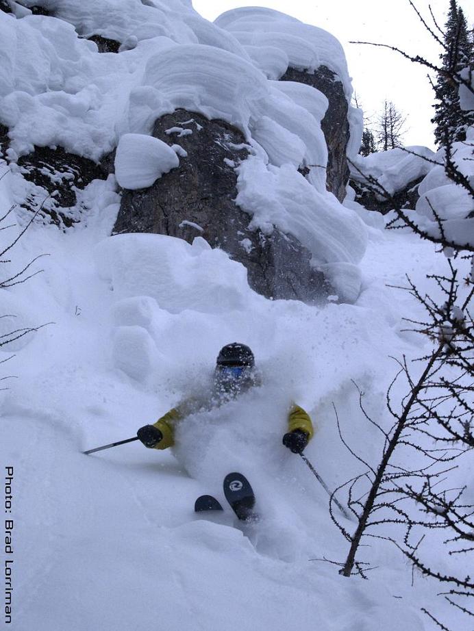 Skiing Some Pow in the dive