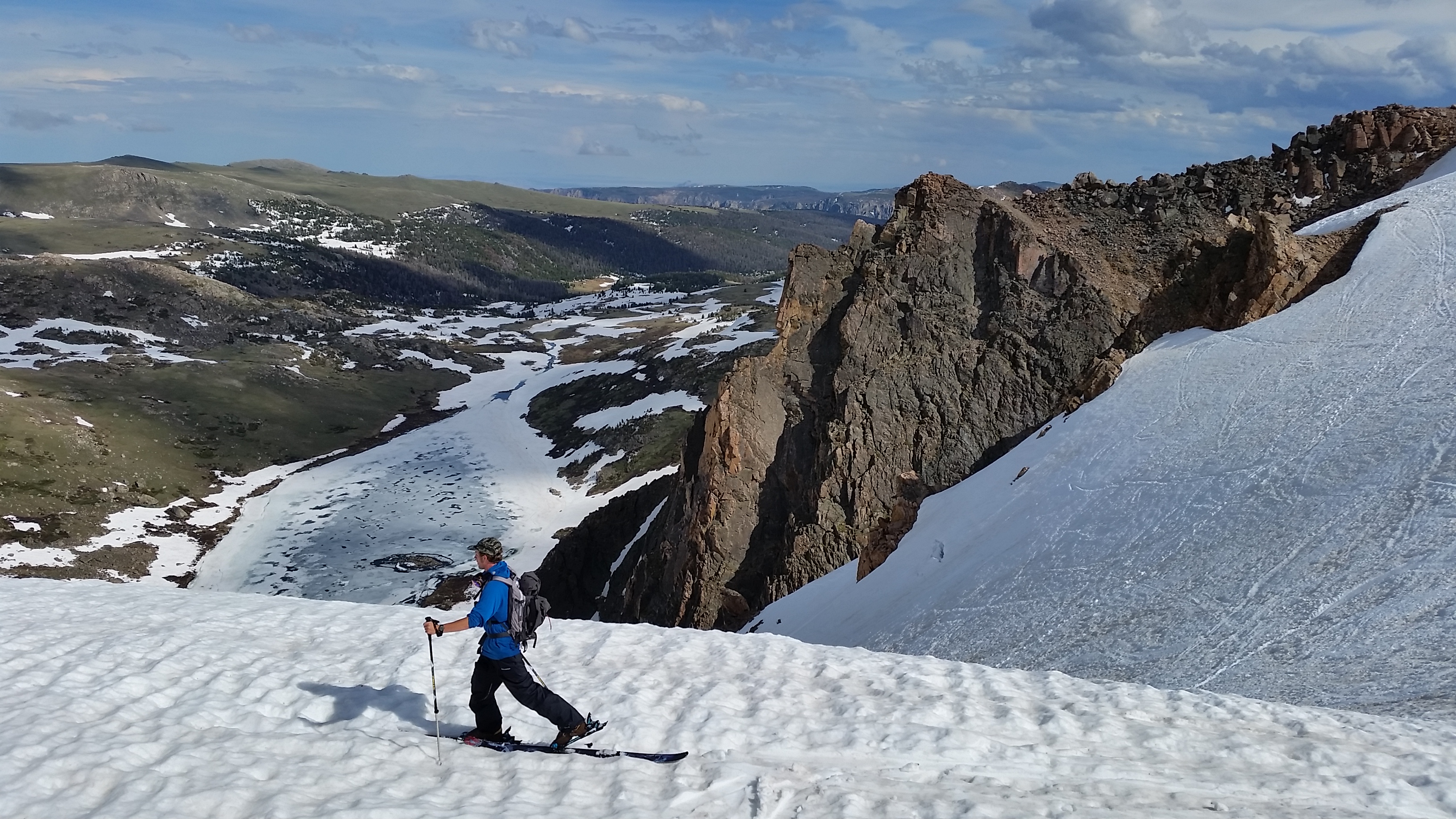 Skinning out of the headwall